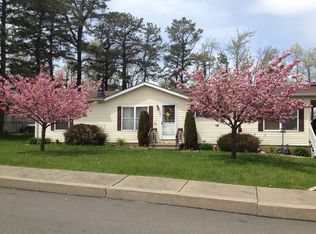 28 Newport Dr, Hazleton, PA 18201