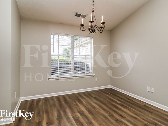 4th image of 170 Mills Creek Ln