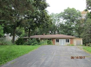 7096 Mill Rd, Rockford, IL 61108