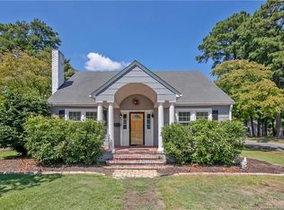 209 N Churchill Dr, Fayetteville, NC 28303