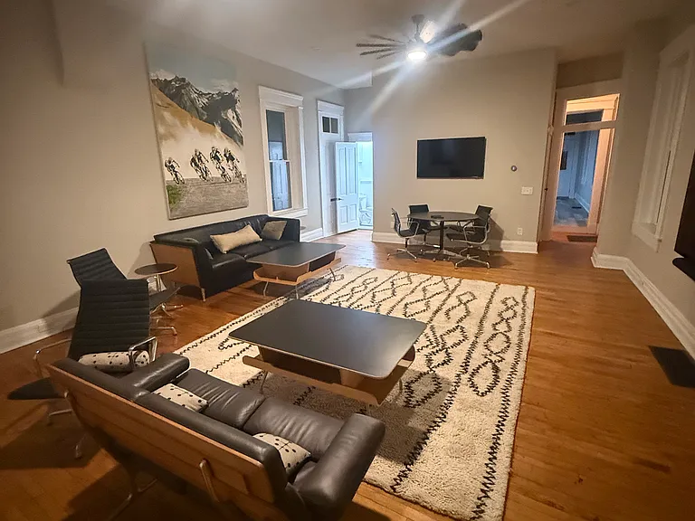 639 Watkins St — Photo 14