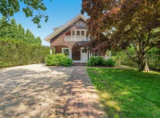 133 & 135 Toylsome Ln, Southampton, NY 11968