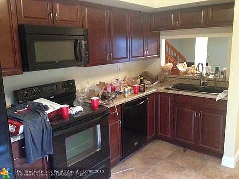 2nd image of 3263 NW 44th St APT 6