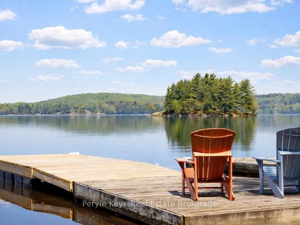 200 Edgemere Rd W, Huntsville, ON P0B 1L0