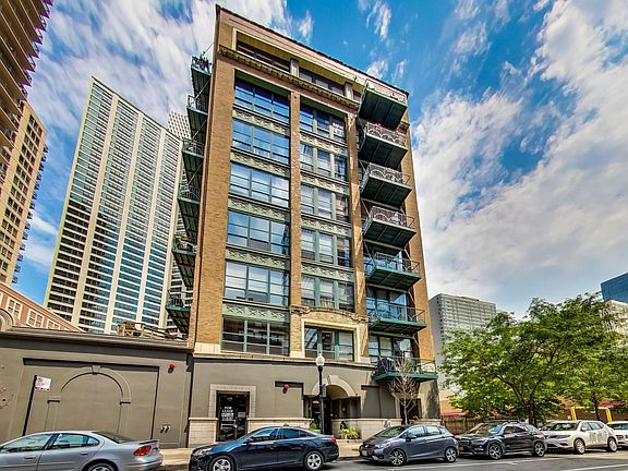 3rd image of 1133 S Wabash Ave APT 202