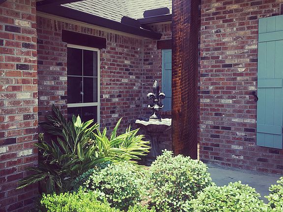 3rd image of 9415 Magnolia Crossing Dr