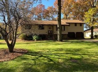 1252 25th Pl, Chesterton, IN 46304