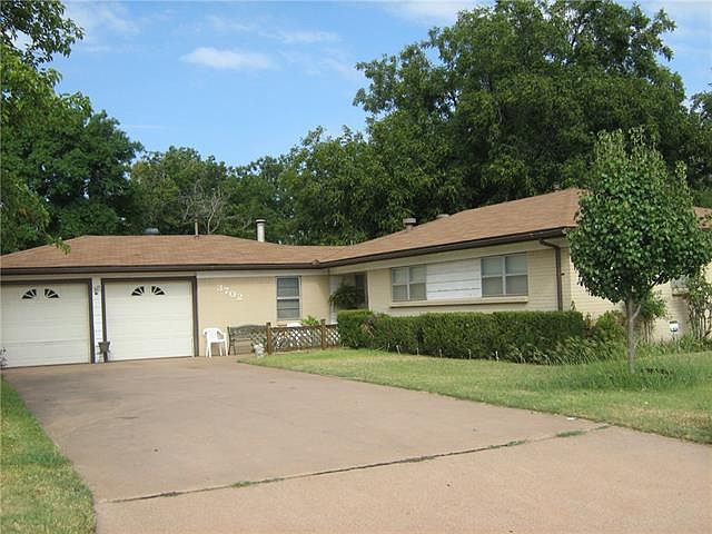 1st image of 3702 Concord Dr