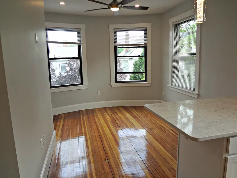 15-17 Nineteen Seaverns Ave — Photo 7