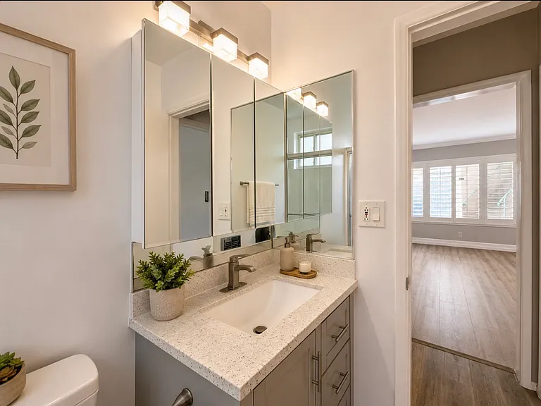 11818 Gateway Blvd #3 — Photo 26