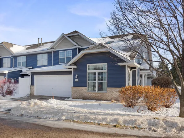 401 Hickory Ln N, Oakdale, MN 55128