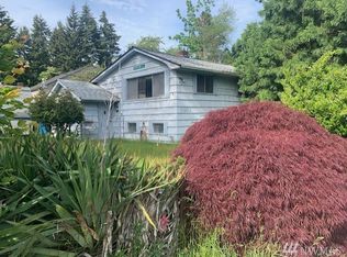 15502 Interlake Ave N, Shoreline, WA 98133