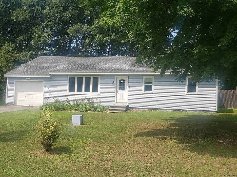 1st image of 18 Overlook Ave