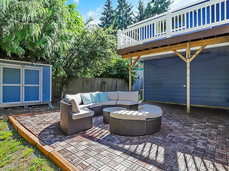 12116 NE 137th Pl — Photo 16