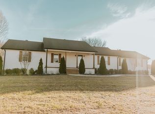 15 Oak Hill Ln, Carthage, TN 37030