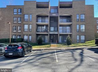 11208 Chestnut Grove Sq APT 210, Reston, VA 20190