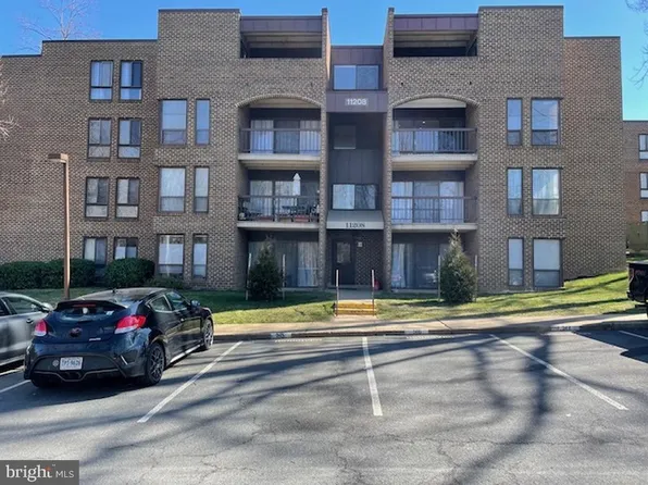 11208 Chestnut Grove Sq APT 210, Reston, VA 20190
