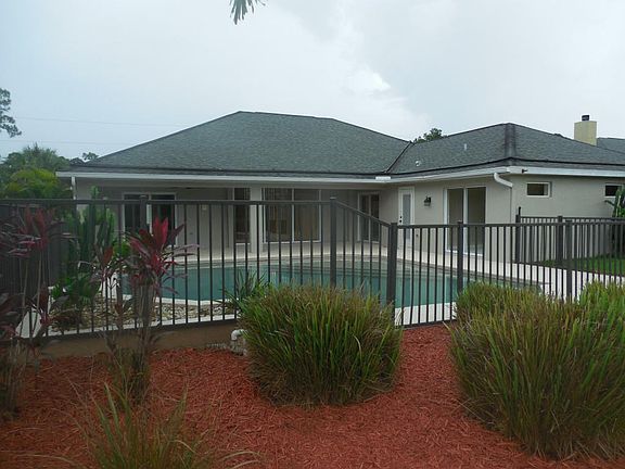 3rd image of 2032 SW Driftwood St