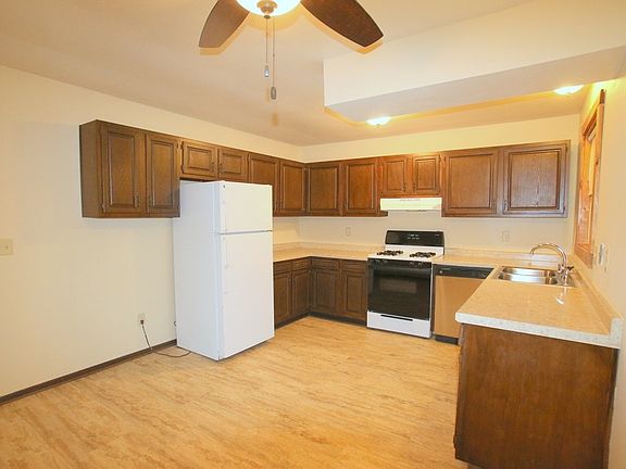 Large eat in Kitchen