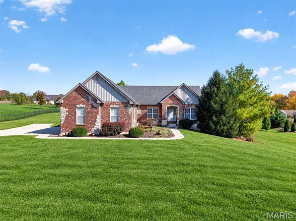 180 Pintail Dr, Old Monroe, MO 63369
