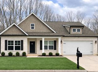 1118 Cross Pointe Dr, Cookeville, TN 38506