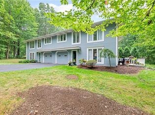 4141 Bristol Ln #14, New Castle, PA 16105