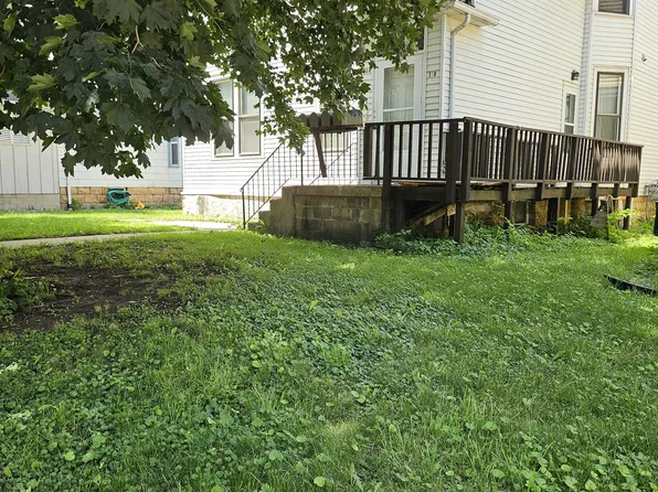 318 S 4th St, Mankato, MN