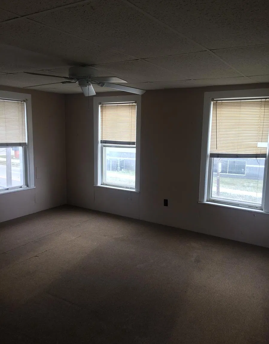 1 bed, 750 sqft, $575 — Photo 2