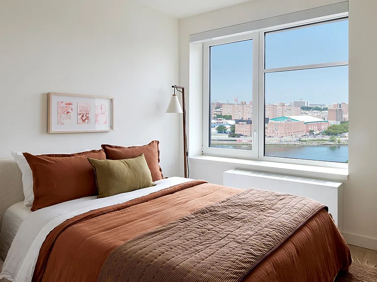 445 Gerard Ave #W327 — Photo 4