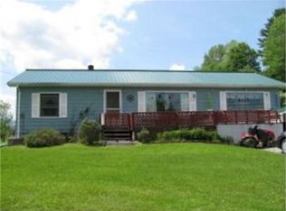 1360 Stagecoach Rd, Morrisville, VT 05661