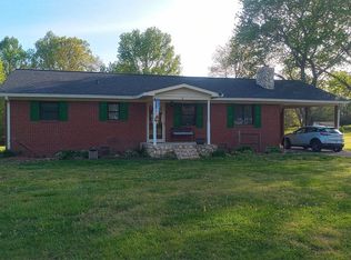 6 Eastview Dr, Lexington, NC 27292