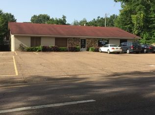 288 W. Beacon St., Philadelphia, MS 39350