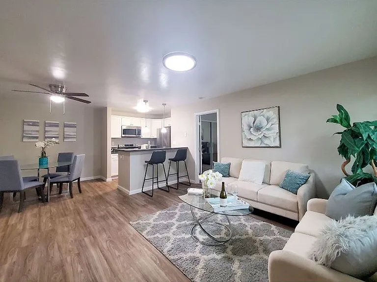 Cinnamon Woods Apartments — Photo 5