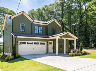 545 Warren Ave, Scottdale, GA 30079