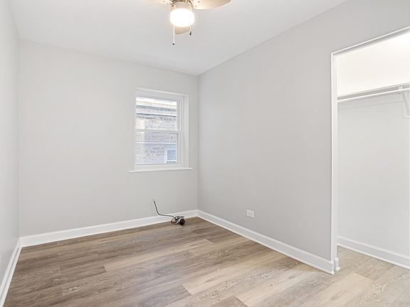 5th image of 5522 W Berteau Ave #G