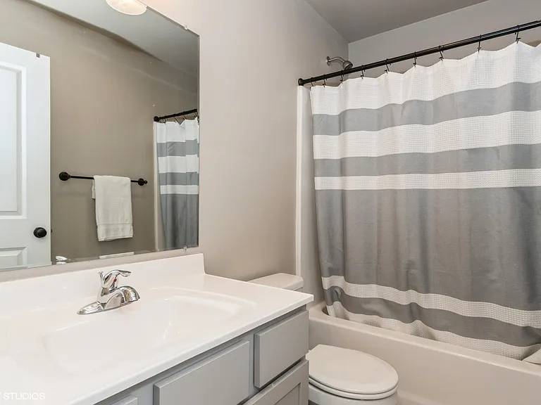 Rollins Pass Condominiums — Photo 19