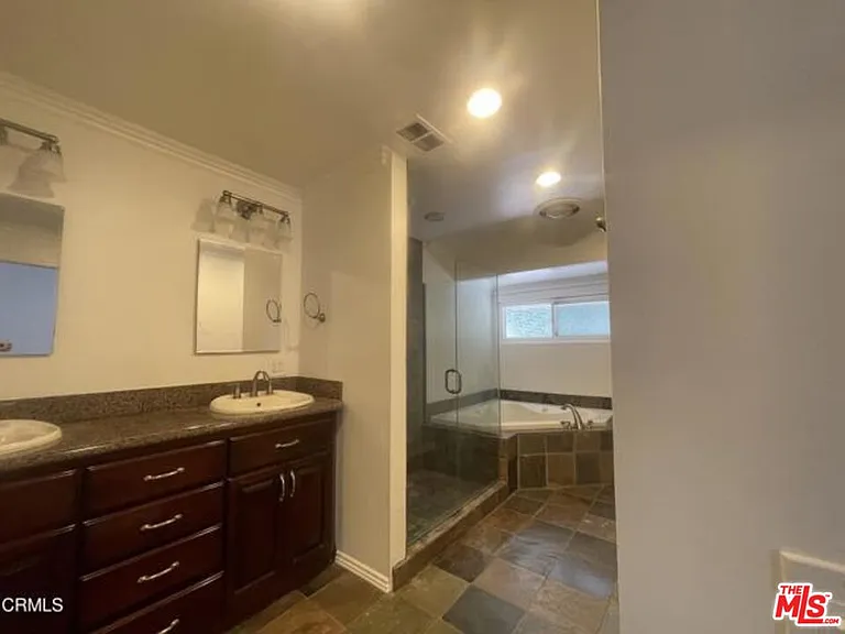 1024 Laguna Ter — Photo 22