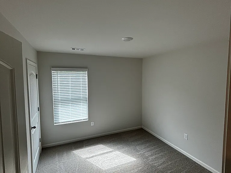 300 Stoneybrook Dr — Photo 27