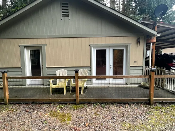 224 Tower Rd, Castle Rock, WA 98611