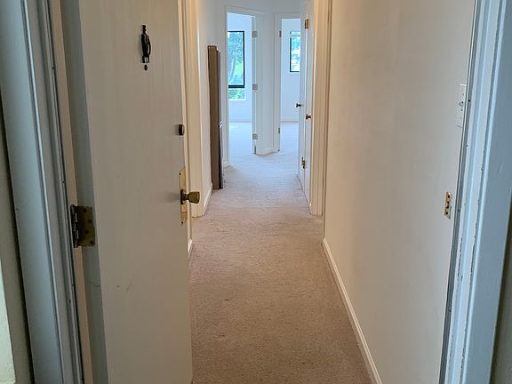 3rd image of 125 Russia Ave APT 4