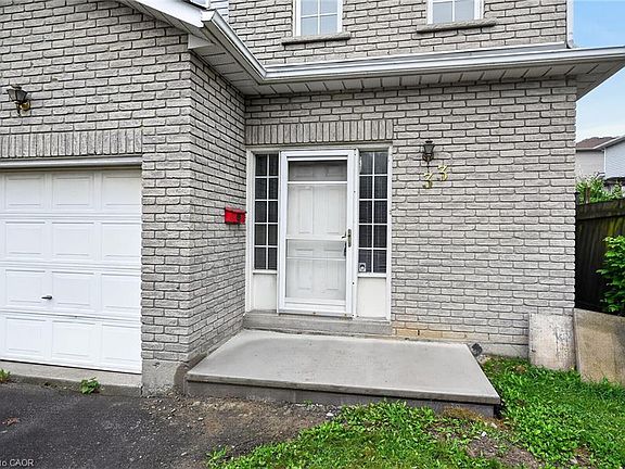 4th image of 33 Brantdale Ave