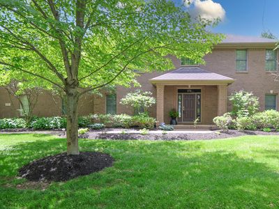 876 Box Turtle Ct, Columbus, IN, 47201