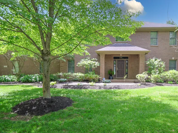 876 Box Turtle Ct, Columbus, IN 47201