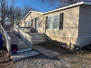 210 S Walnut St, Houstonia, MO 65333