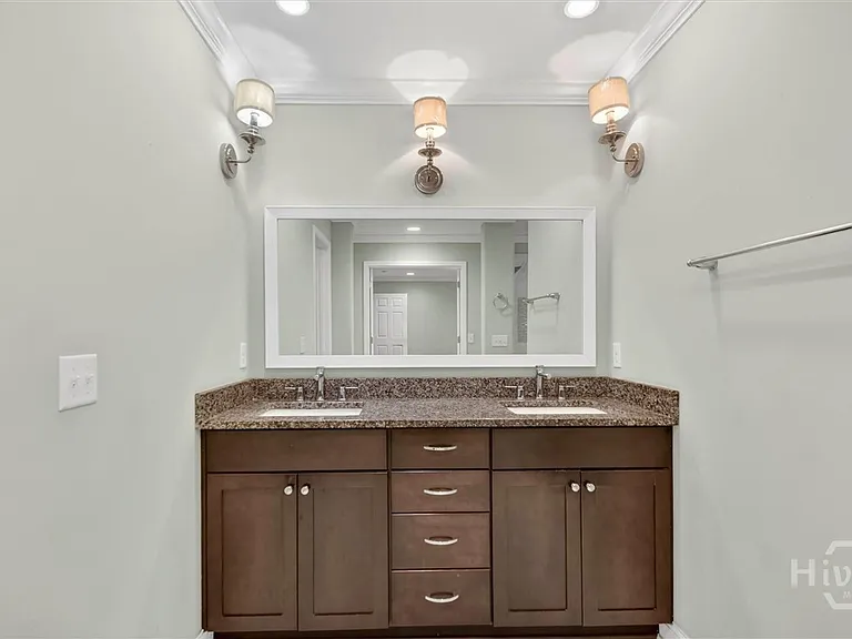 40 Roseberry Cir — Photo 22