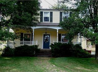 5564 Kings School Rd, Bethel Park, PA 15102