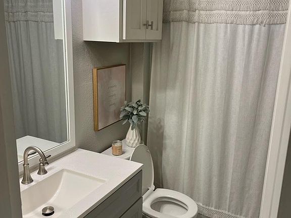 4th image of 13876 Birchlawn Dr
