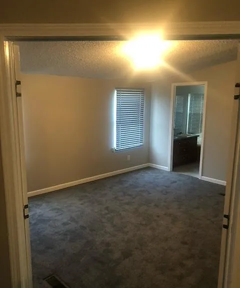 112 Downey Rd — Photo 11