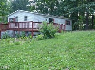 302 Hickory Dr, Luray, VA