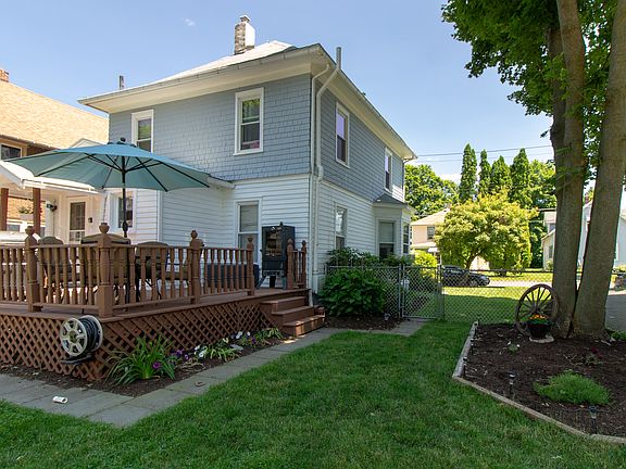 2nd image of 36 Jackson Ave
